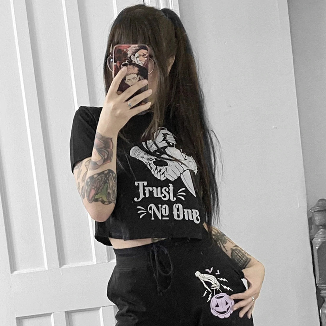 Trust No One Oversized Crop Top-Womens Tops-Scarlett Dawn